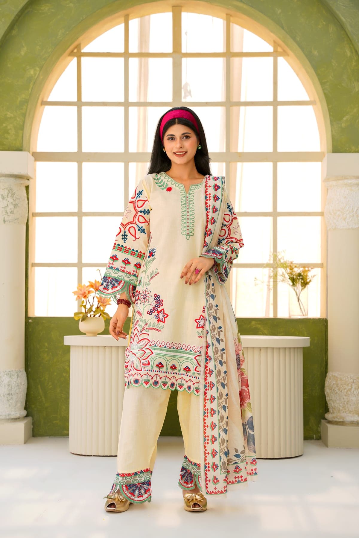 Embroidered Pret