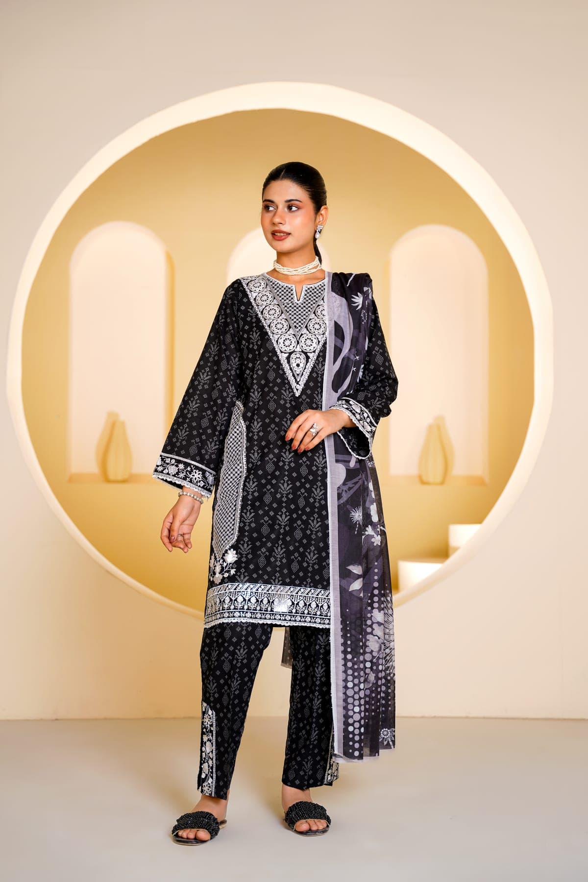 Noir Paisley Print Suit