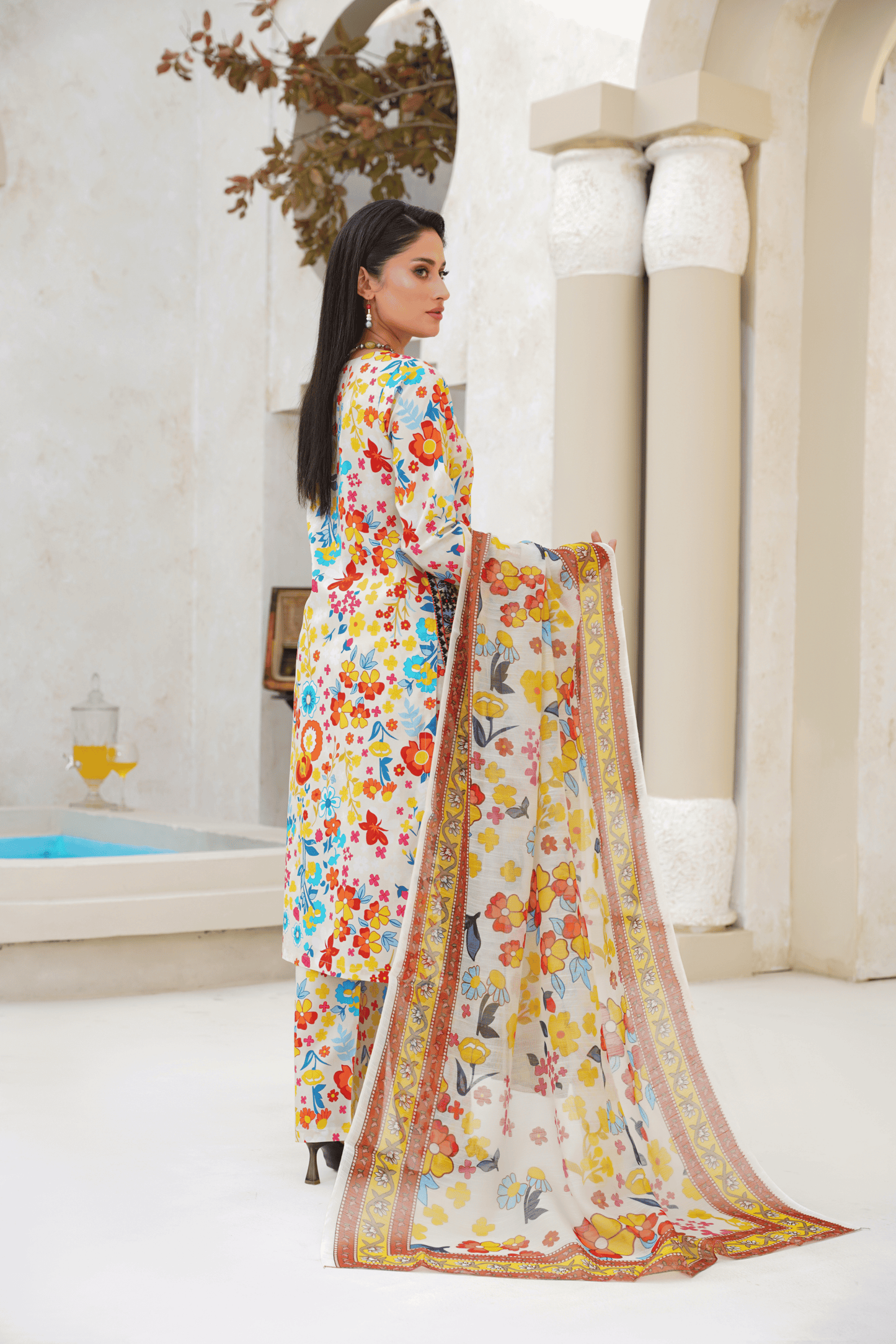 Memonaas Graceful Floral Lawn Suit with Printed Dupatta