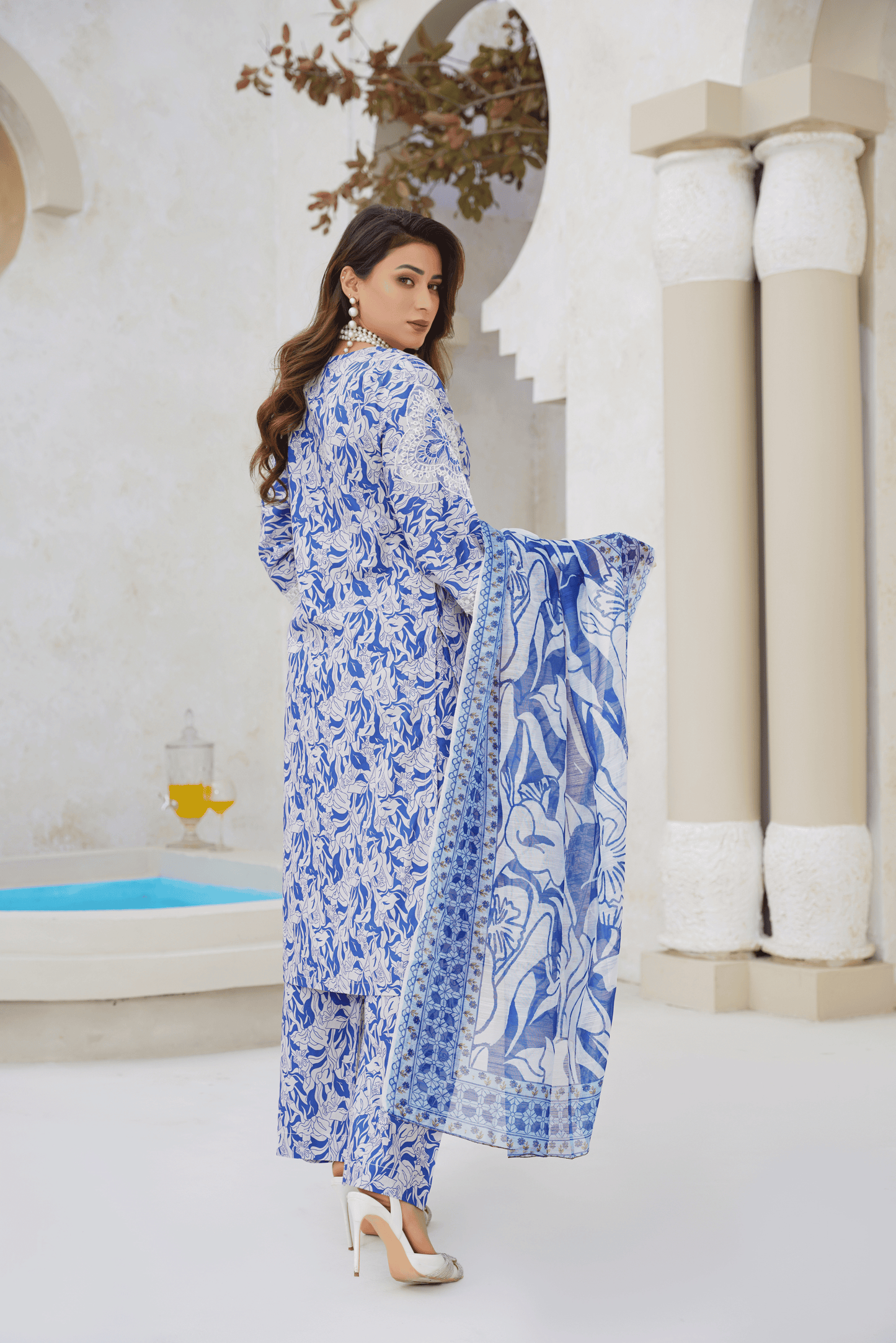 Memonaas Modern Summer Lawn Collection – 3 Piece Set