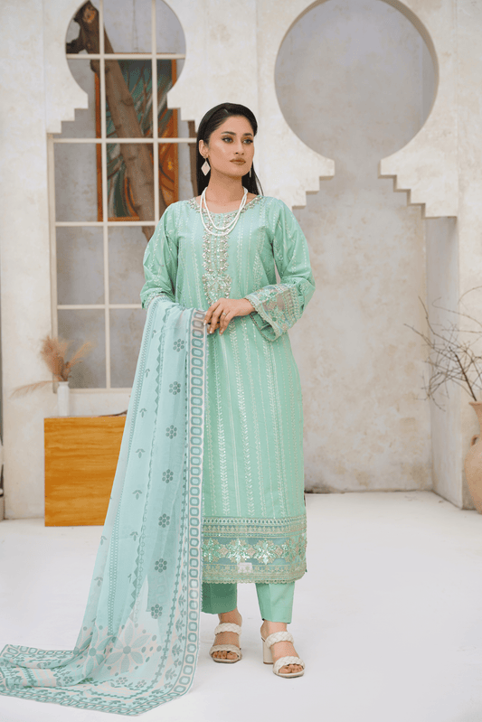 Memonaa’s Mint Green Embroidered 3-Piece Lawn Suit