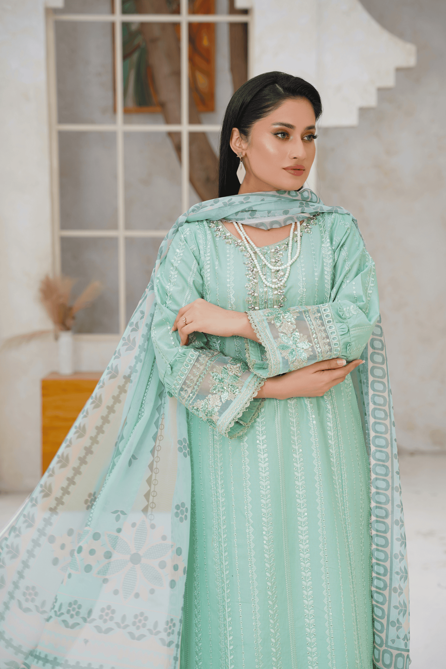 Memonaa’s Mint Green Embroidered 3-Piece Lawn Suit
