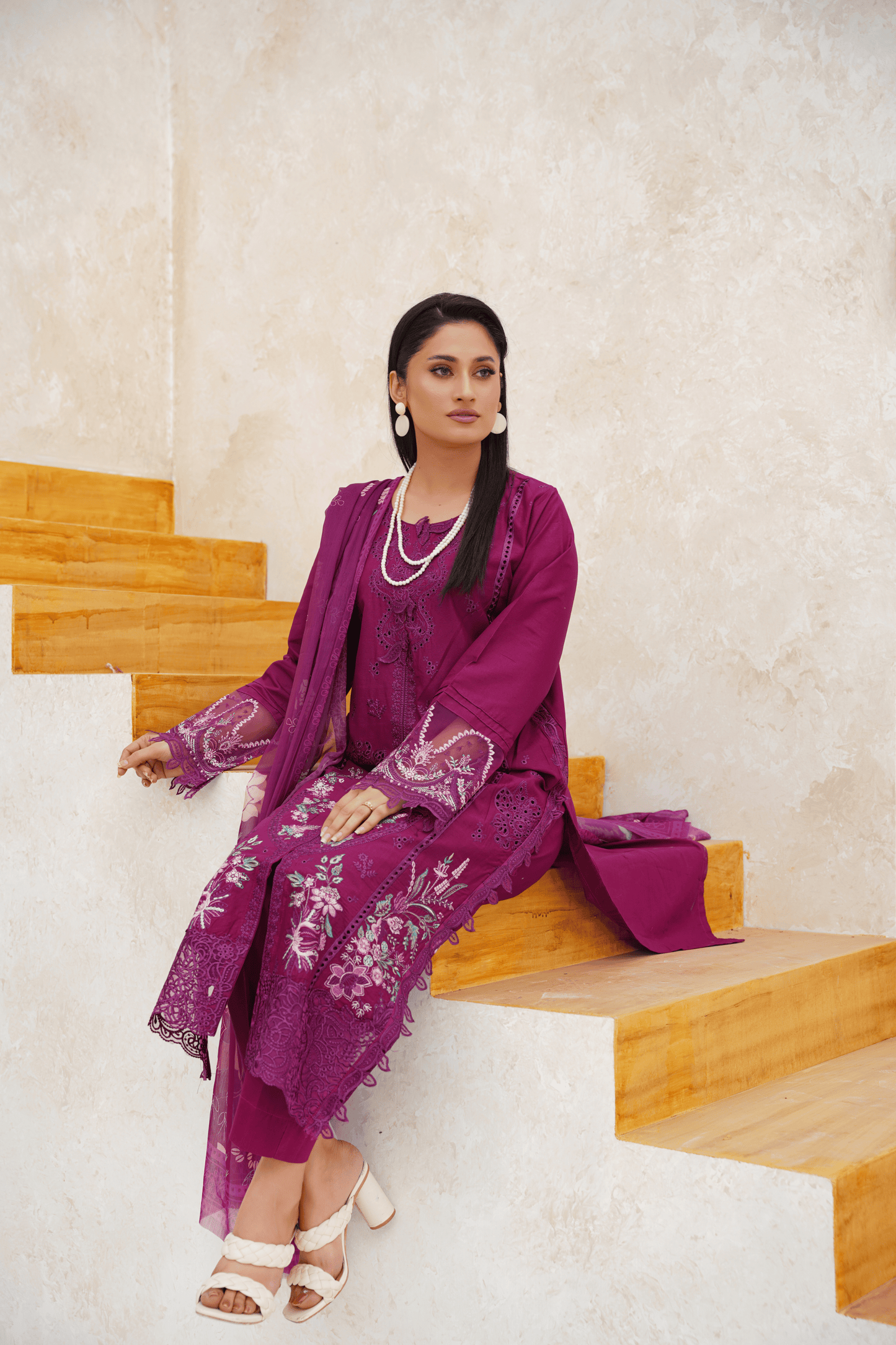 Memonaas Sophisticated Lawn 3 Piece Suit for Women