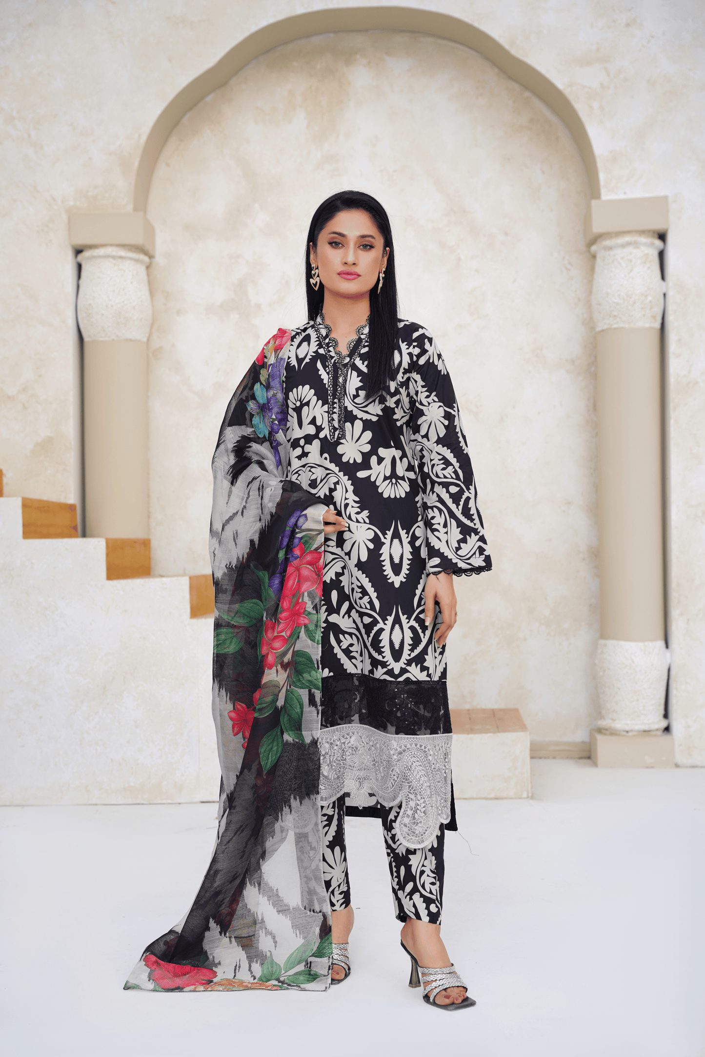 Embroidered Luxury Lawn 3 Piece Suit with Printed Dupatta