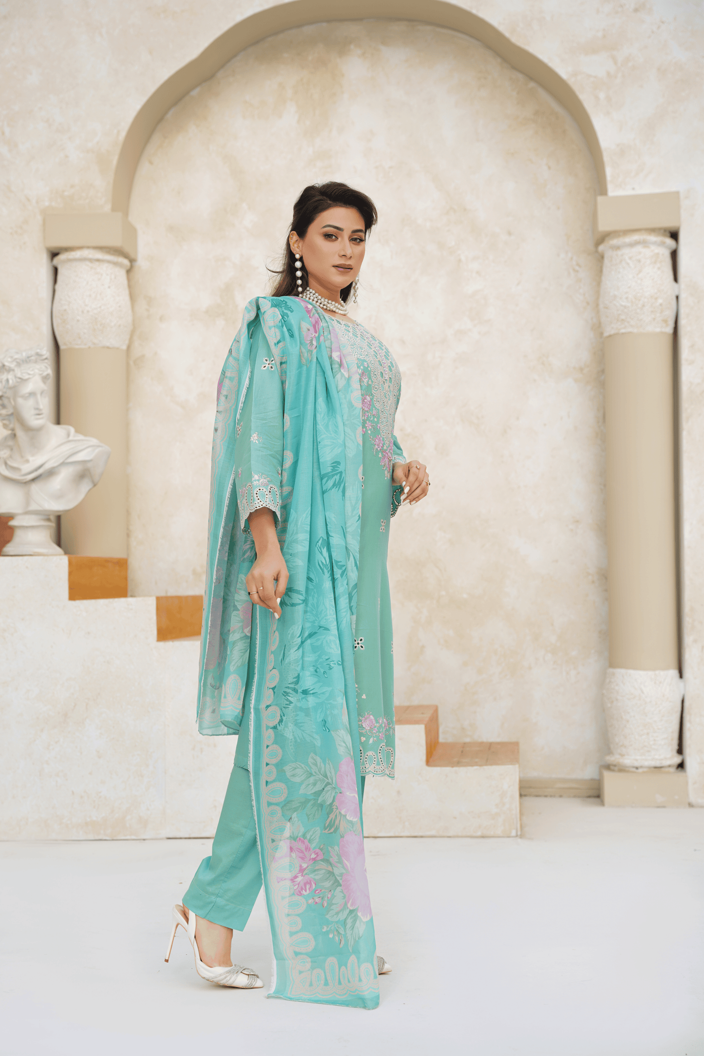 Embroidered Luxury Lawn 3 Piece Suit with Printed Dupatta