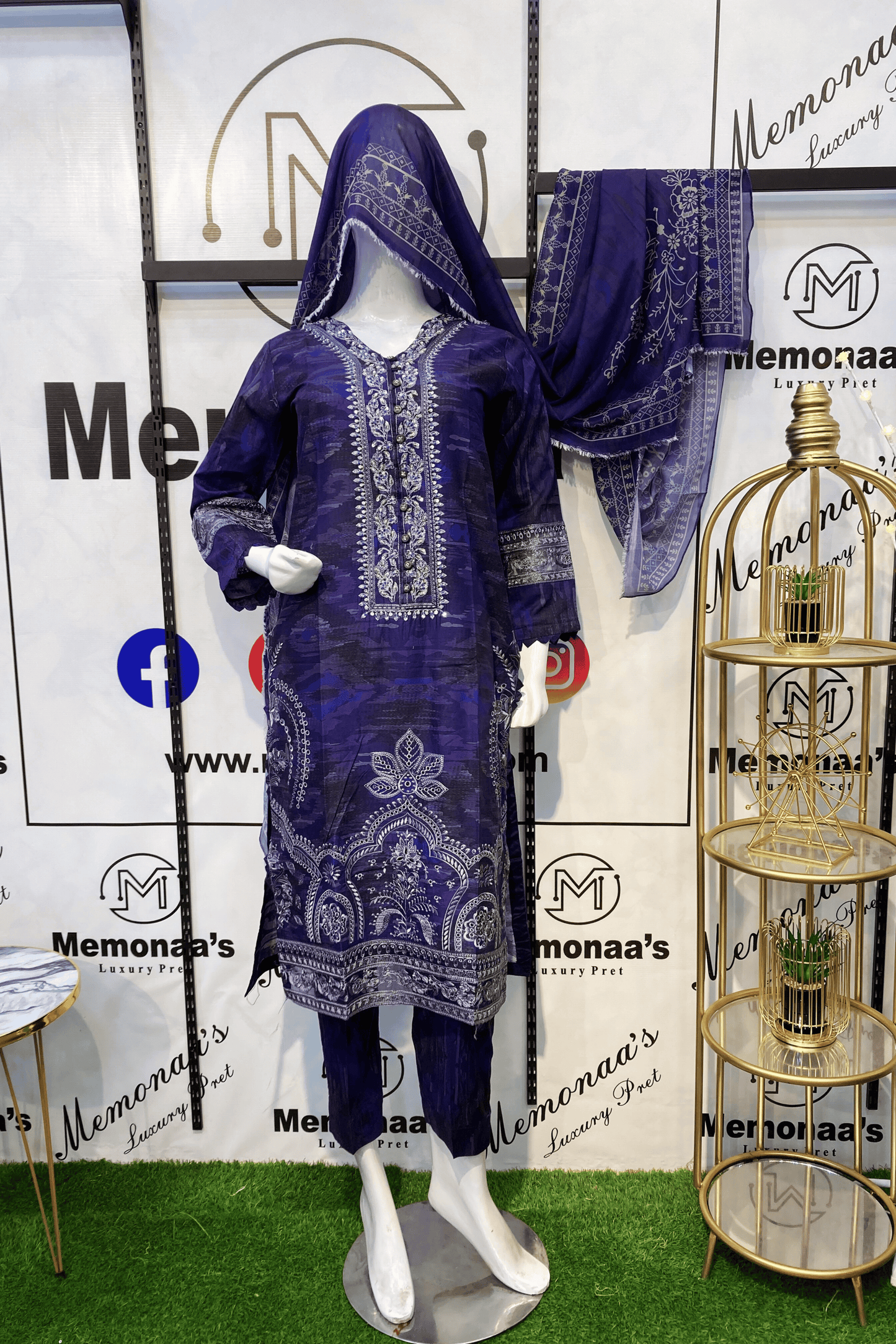Embroidered Luxury Lawn 3 Piece Suit with Printed Dupatta