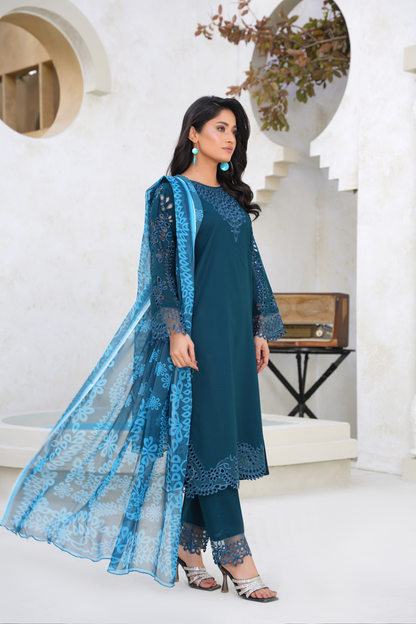 Embroidered Khaddar 3 Piece Winter Suit with Chiffon Dupatta | Teal Elegant Wear