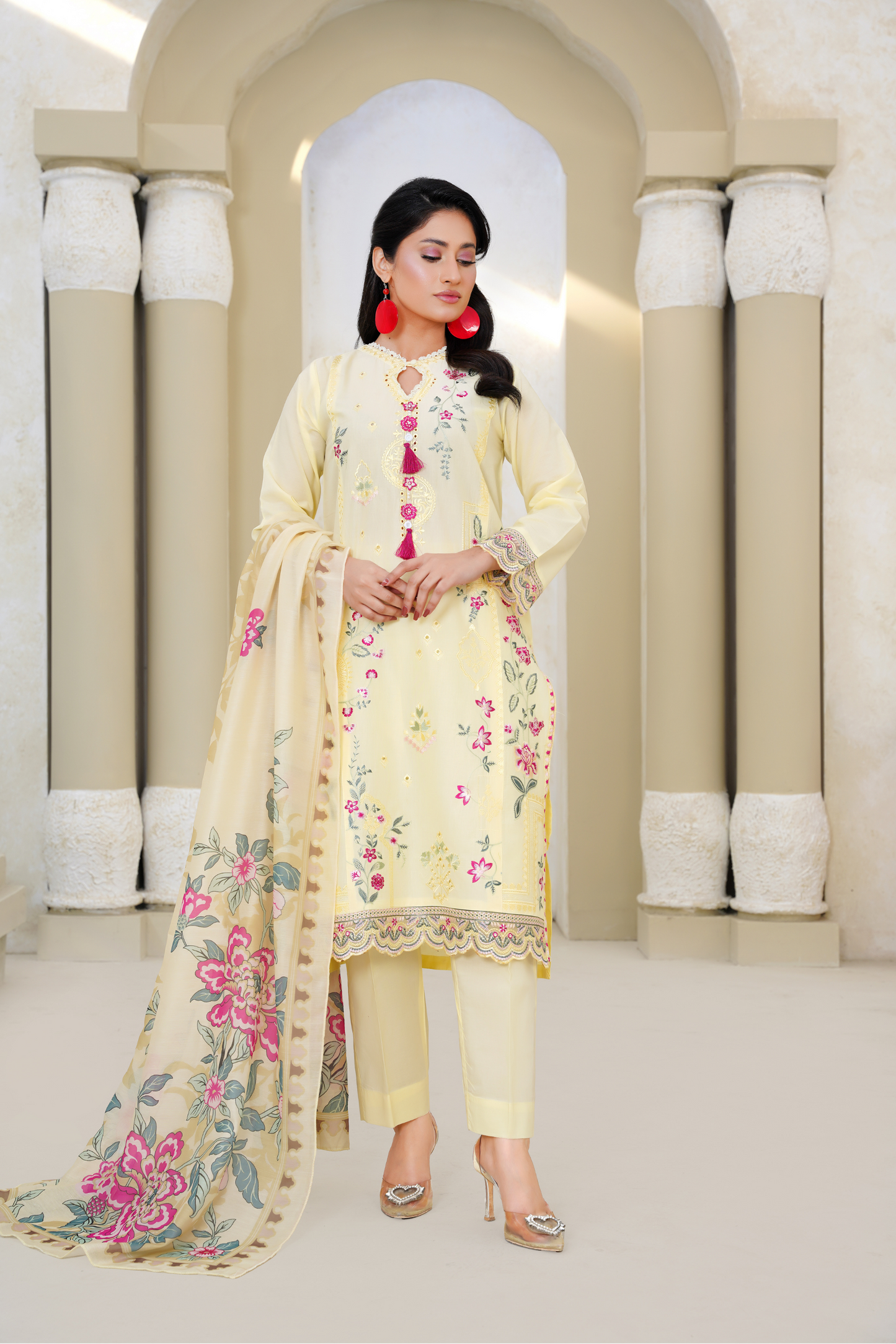 Embroidered Lawn 3 Piece Suit with Printed Dupatta – Pastel Yellow