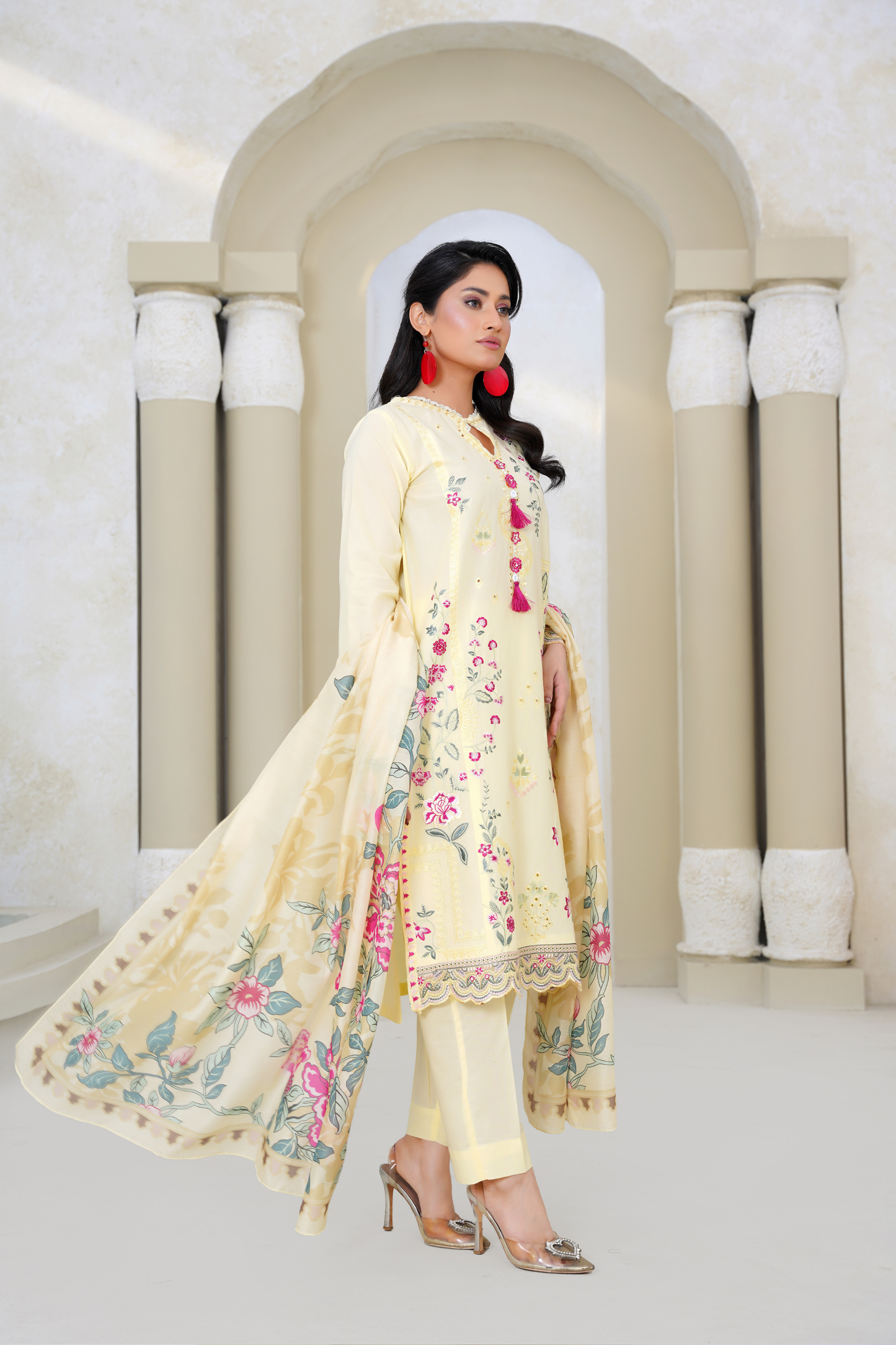 Embroidered Lawn 3 Piece Suit with Printed Dupatta – Pastel Yellow