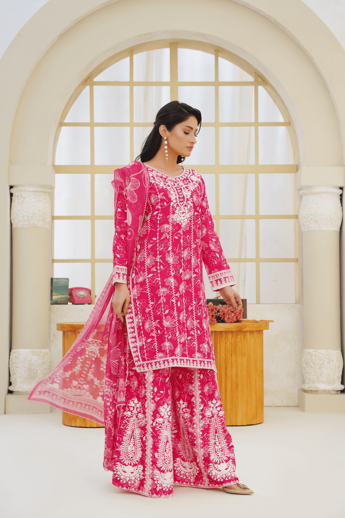 Memonaas Elegant Printed Lawn 3 Piece Suit for Women